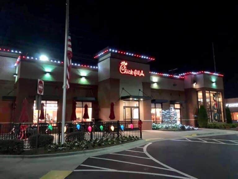 Lenoir City commercial Christmas light installation near me